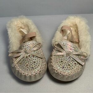 Kelly & Katie EUC SZ 9 faux fur lined moccasins